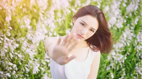 张玉宁与球迷冲突